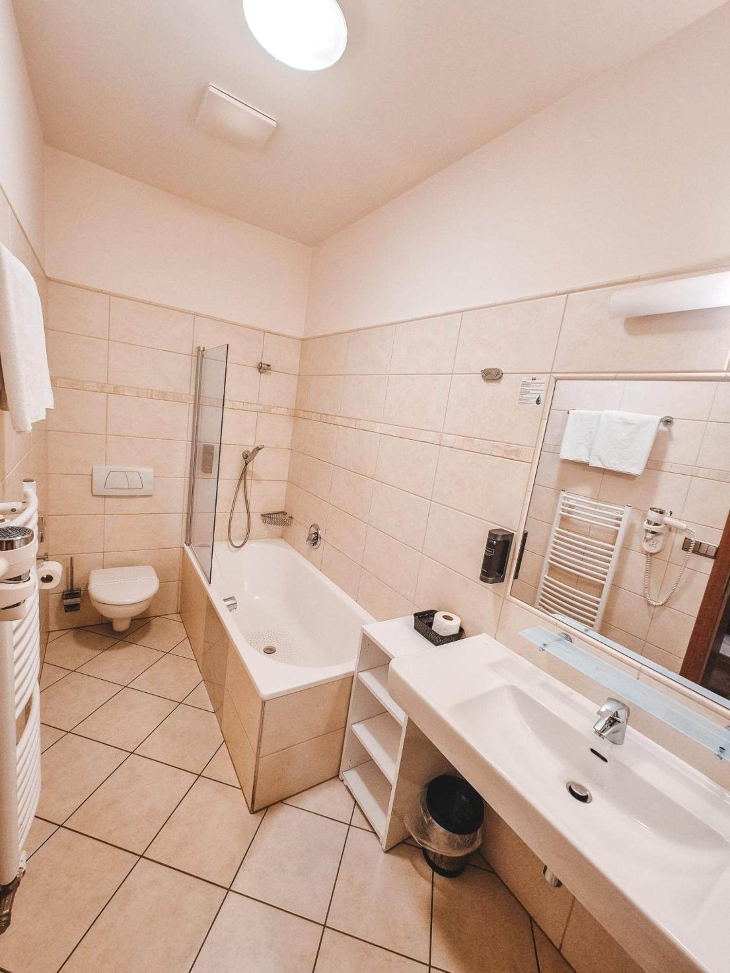 Mario Hotel 4*